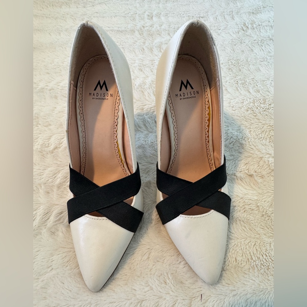 Shoe Dazzle White and Black Heels with Elegant Cross-Over Design